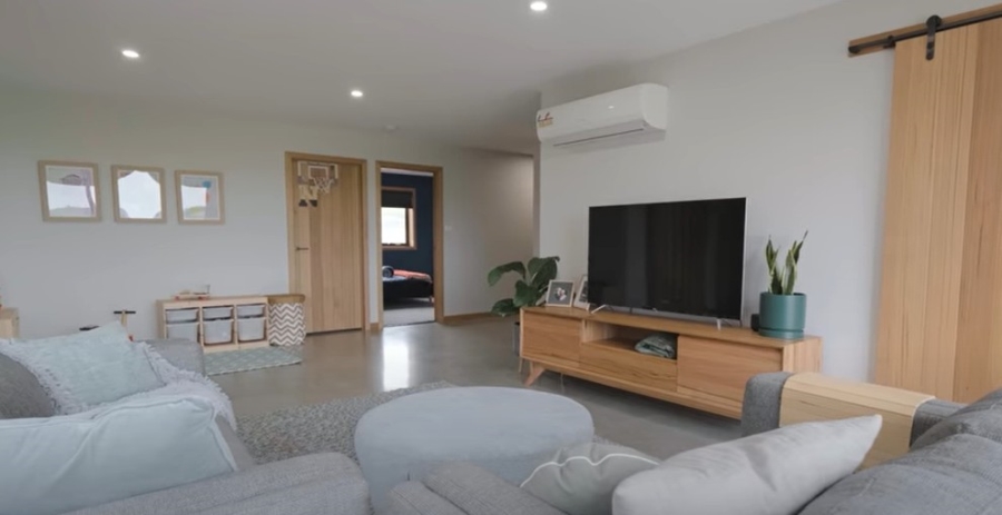 4 Bedroom Property for Sale in Whale Rock Western Cape